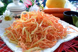 Tự làm mứt cà rốt vỏ cam ngon tuyệt cho Tết