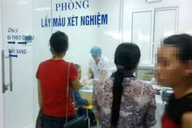 Ngoài phơi nhiễm HIV, bác sĩ dễ lây bệnh gì khi cứu người?