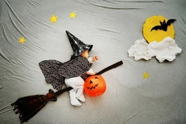 Bộ ảnh tuyệt vời: Bé ngủ trong xứ sở thần tiên