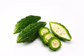 Kết quả kì diệu chỉ sau 1 tuần dưỡng da với mướp đắng