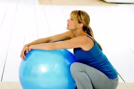 Tư thế giúp quá trình chuyển dạ dễ dàng