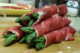 Bò cuộn măng tây ngon khó cưỡng