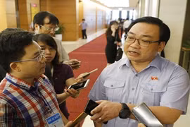 Bí thư Hà Nội: Khó hạn chế xe cá nhân nhưng phải làm