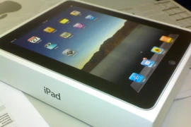 Điểm tin: Bị bỏ tù vì đòi hoàn tiền iPad... đất sét