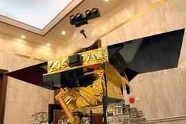 Vì sao Trung Quốc điên cuồng chạy đua lên Mặt trăng?