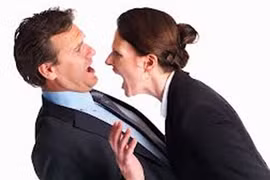 Làm gì khi vợ ngoan bỗng dưng nổi loạn?