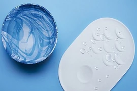 Kỳ thú với loại bát đĩa không bao giờ phải rửa