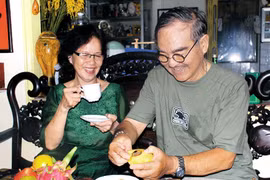 Ai bảo đào hoa thì không thể giữ mình?