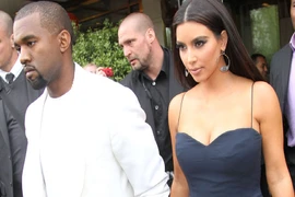 Kanye West tặng Kim “siêu vòng 3” xe chống đạn 