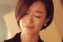 Rơi nước mắt khi chồng được thưởng Tết 50 triệu, chỉ đưa vợ 10 triệu