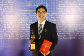 PGS.TS Huỳnh Trọng Phước: Vì đam mê mà cố gắng hơn chút nữa