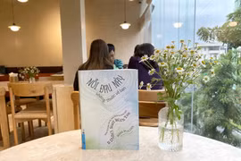 “Nỗi đau này không thuộc về bạn” – cuốn sách chữa lành gây tiếng vang