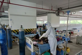 TP HCM: Giải thể các bệnh viện dã chiến điều trị COVID-19