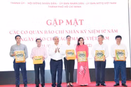 Chủ tịch nước Nguyễn Xuân Phúc gặp mặt lãnh đạo các cơ quan báo chí tại TP HCM