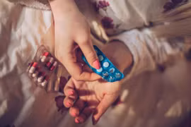 Tự điều trị mất ngủ hậu Covid, bệnh càng trầm trọng hơn