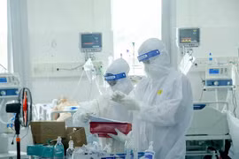 Bà Rịa-Vũng Tàu: Nhiều bất thường trong mua sắm trang thiết bị, vật tư y tế 