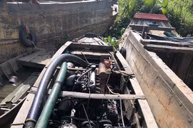 Bị phát hiện hút cát trái phép, nam thanh niên 34 tuổi nhảy sông bỏ trốn