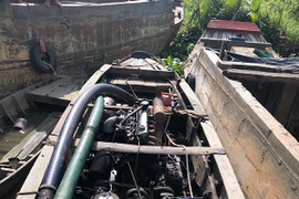 Bị phát hiện hút cát trái phép, nam thanh niên 34 tuổi nhảy sông bỏ trốn