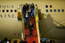 Tổng thống Pháp Francois Hollande đến TP.HCM