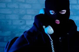 Bắt kẻ tiếp tay người nước ngoài lừa hàng chục tỷ của dân