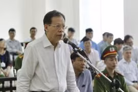 Ông Phùng Đình Thực bán nhà khắc phục hậu quả