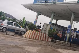 Bóc mẽ 'chiêu' nối dài thời gian thu phí của các trạm BOT