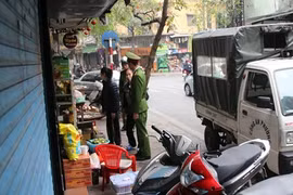 Khởi tố bị can người gây thương tích cho cán bộ “giành lại vỉa hè”