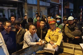 Lái xe ô tô rút dao đâm người sau va chạm ở Hà Nội là ai?