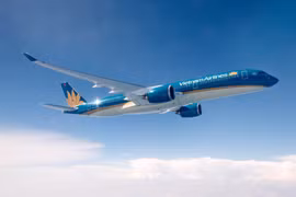 Va chạm ống lồng, máy bay Vietnam Airlines thủng vỏ động cơ 