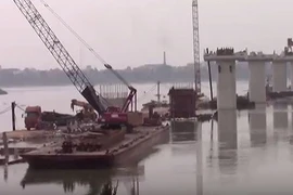 Nguyên nhân sập cẩu công trường làm 2 người chết ở Ba Vì