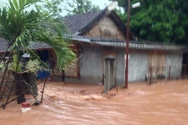 Ảnh cận cảnh mưa lớn gây lũ quét kinh hoàng ở Hòa Bình