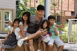 Con trai mới sinh của Quách Thành Danh bị bệnh tim, phải mổ ở Mỹ