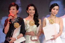 3 sao Hoa ngữ trả mãi không hết nghiệp vì danh “bạn đểu” 