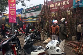 Năng lực Công an phường hạn chế, để dân xẻ thịt vỉa hè thu tiền bỏ túi ?