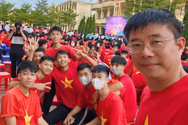 Thầy Hiệu trưởng trải lòng về “thư ngỏ” giữa “tâm bão” dạy thêm học thêm