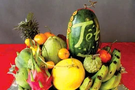 Chuyên gia chỉ cách bày mâm ngũ quả hút tài chiêu lộc ngày Tết