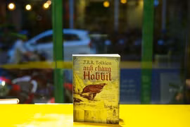 Hành trình kỳ diệu của “Anh chàng Hobbit“: Khi kỳ ảo gặp hiện thực