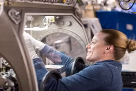 Bất ngờ với chuyến hàng đầy tinh trùng của NASA lên ISS