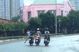 Ngỡ ngàng nhận lại 100 triệu bị cướp