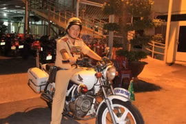 CSGT khiến du khách Nhật “thản thốt” vì tài…bắt cướp