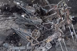 20 xe máy bị thiêu rụi trong "tích tắc"