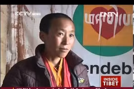 Vị Ni chăm sóc sức khỏe cho người vùng cao Tây Tạng