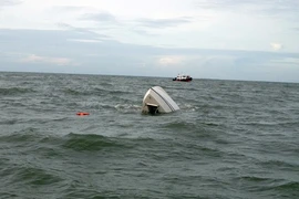 Hạnh bố thí qua việc “nhường sự sống” vụ lật ca nô 