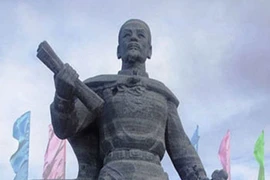 Lời sấm truyền bí ẩn và kho báu họ Mạc 