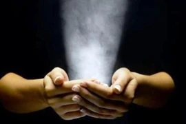 TT.Thích Lệ Trang trò chuyện về hiện tượng ngoại cảm