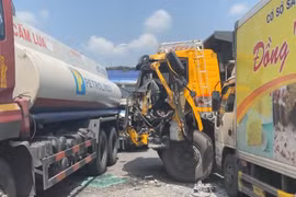 Quảng Nam: Va chạm liên hoàn trên quốc lộ 1A, ùn tắc kéo dài