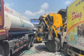 Quảng Nam: Va chạm liên hoàn trên quốc lộ 1A, ùn tắc kéo dài