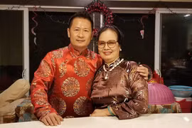 Tuổi 83, mẹ Bằng Kiều vẫn bỏ tất cả để sang Mỹ trông nhà cho con