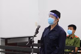 Hơn 10 năm tù cho thanh niên dùng dao đi ...hỏi lương