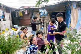 Những cảnh hậu trường phim “Cuộc đời vẫn đẹp sao“